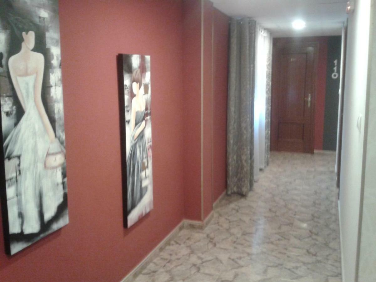 Hostal Texas 2 Fuentes de Ebro Eksteriør bilde