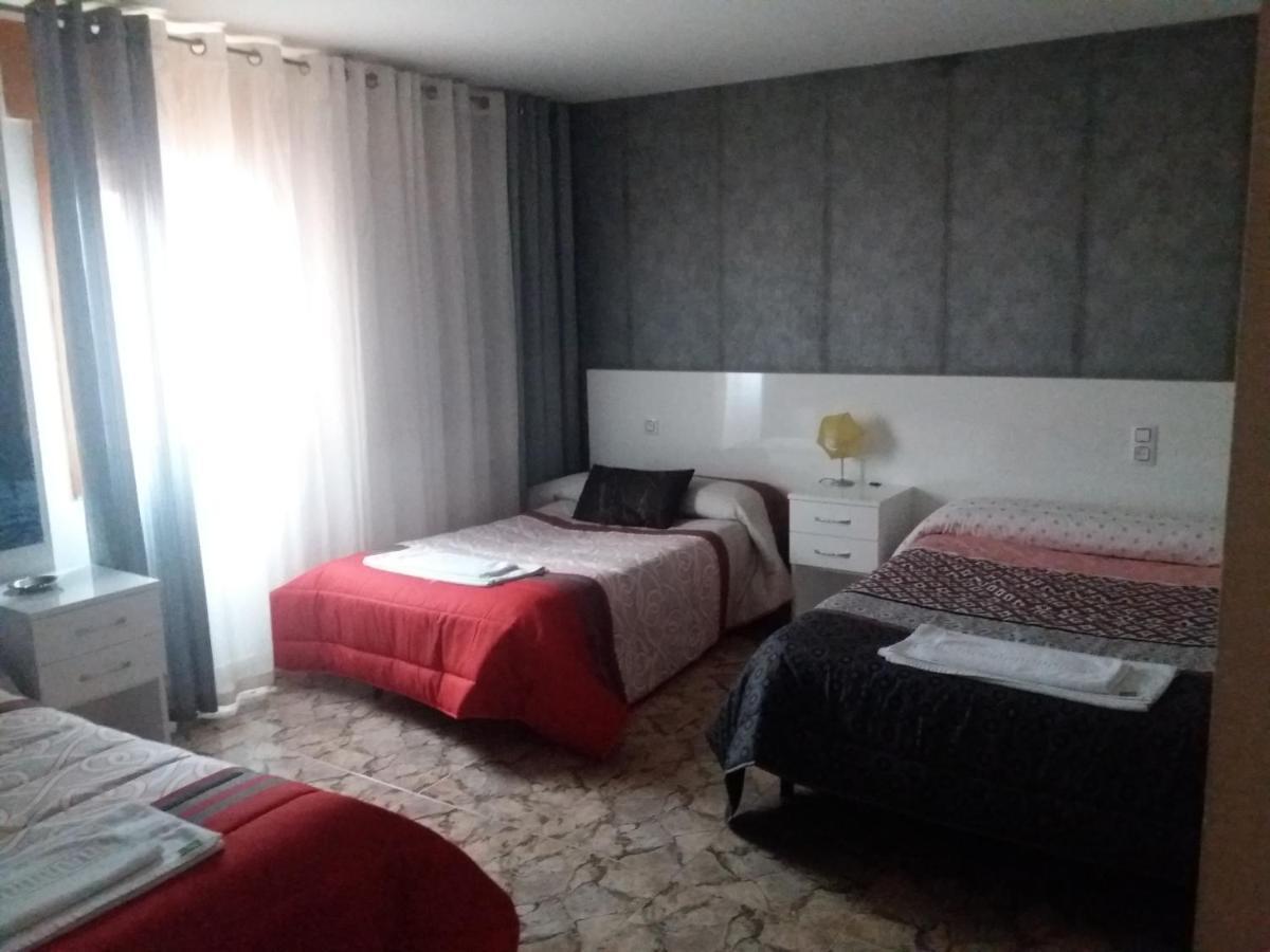 Hostal Texas 2 Fuentes de Ebro Eksteriør bilde